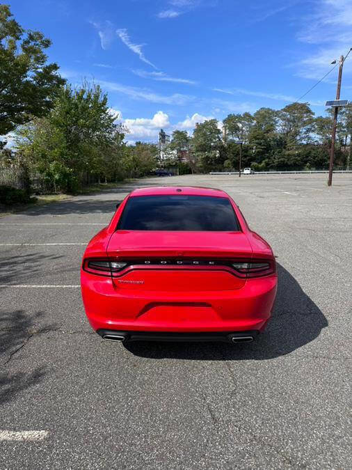 Used 2019 Dodge Charger SXT w/ Leather Interior Group image 13