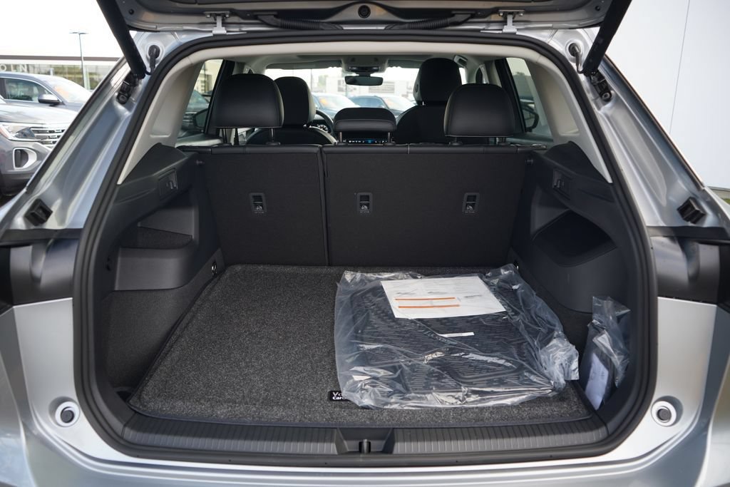 New 2026 Volkswagen Tiguan SE AWD/4WD image 11