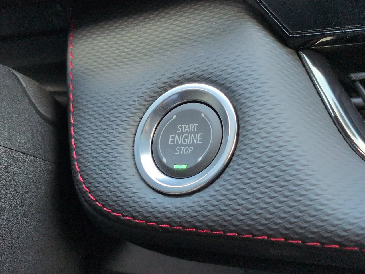 New 2027 Chevrolet Equinox RS w/ Convenience Package III FWD image 29