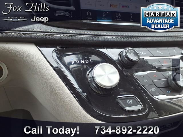 Certified 2024 Chrysler Pacifica Select image 24