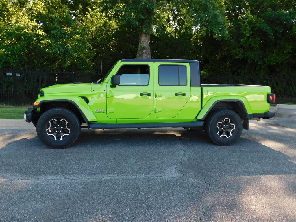 Used 2021 Jeep Gladiator Overland w/ Popular Equipment Package AWD/4WD image 2