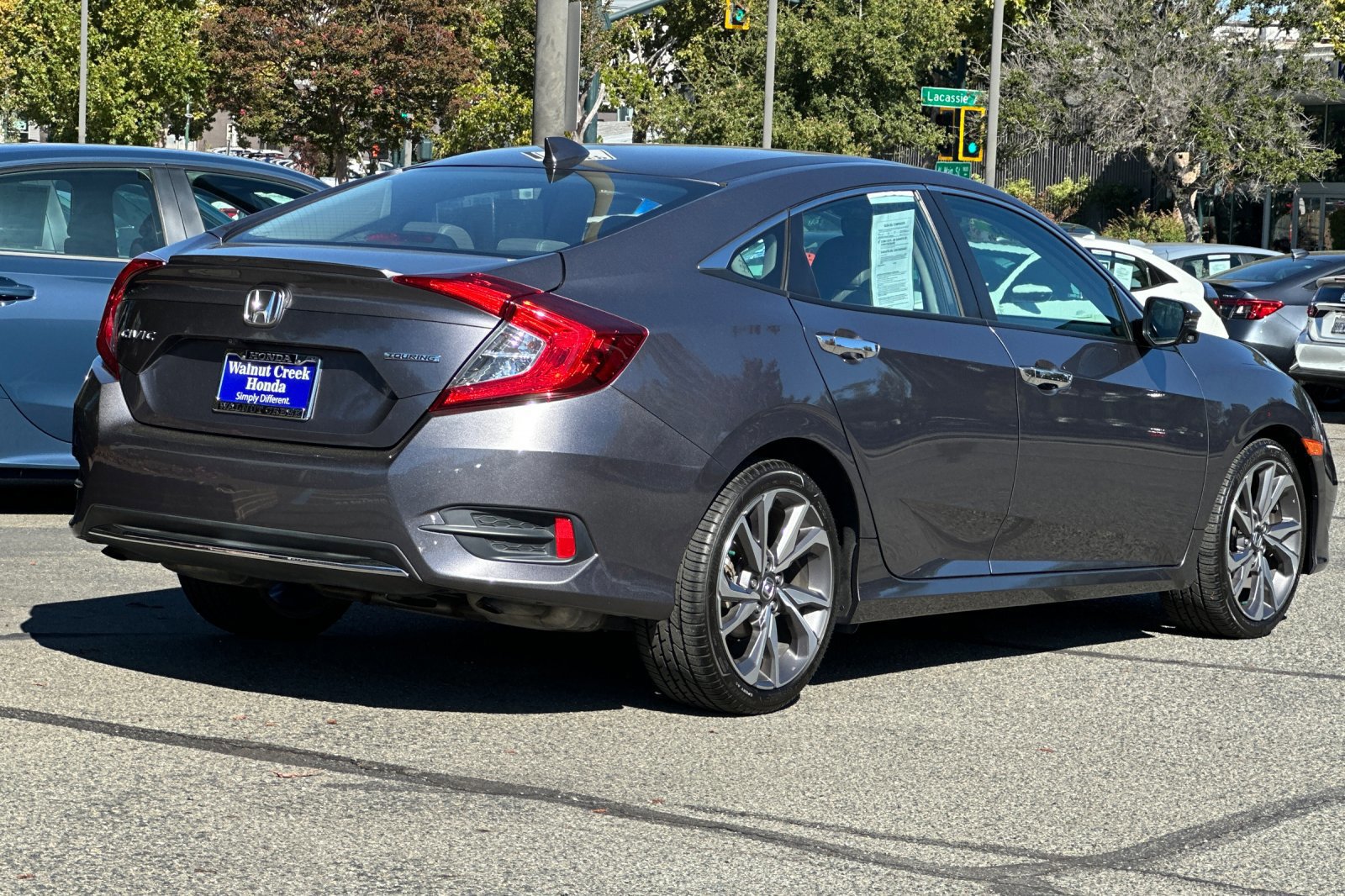 Used 2020 Honda Civic Touring image 4