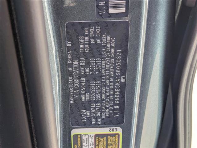 Used 2025 Kia Carnival SX Prestige FWD image 28
