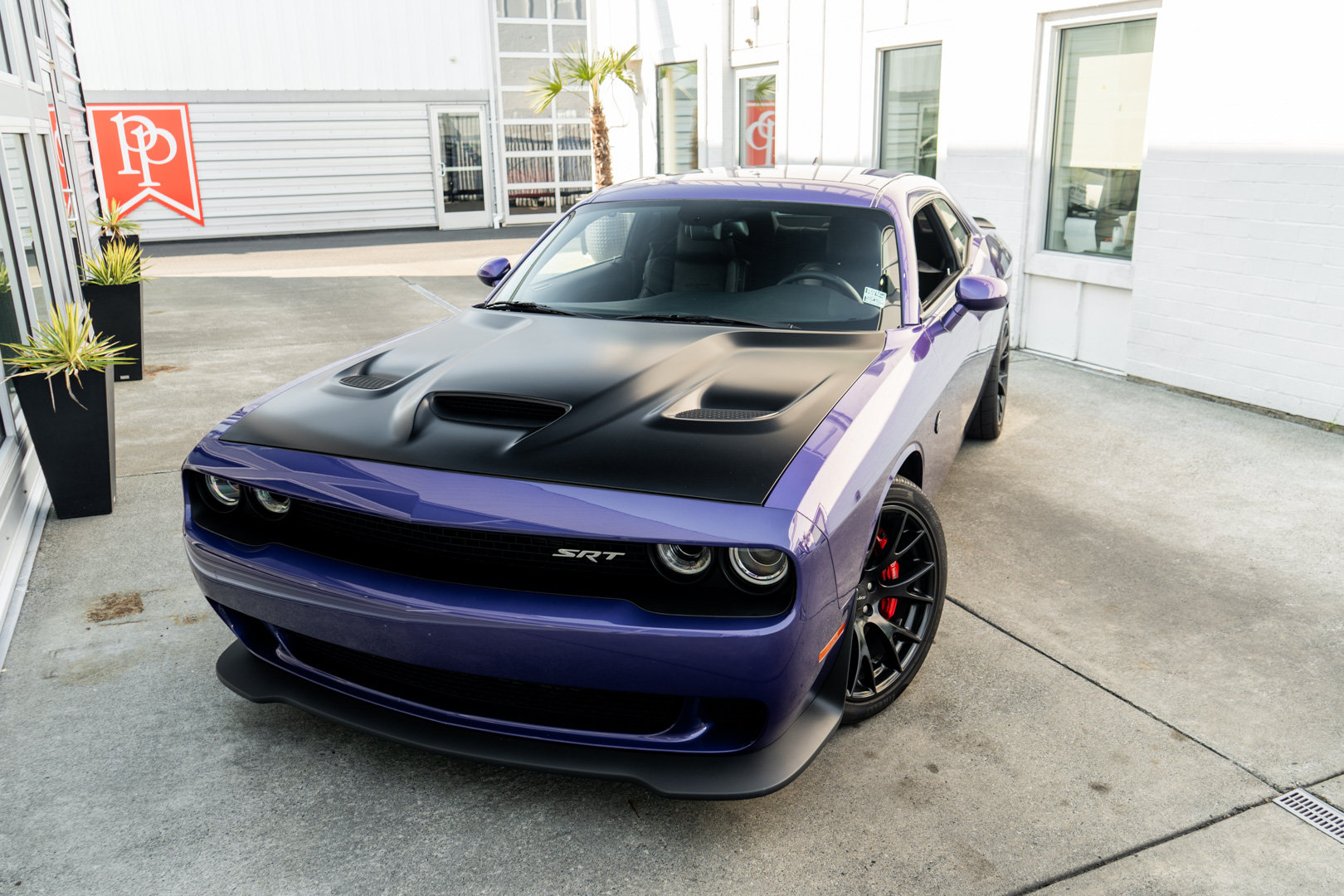 Used 2016 Dodge Challenger SRT Hellcat RWD image 3
