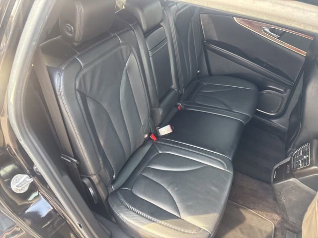 Used 2016 Lincoln MKX Reserve w/ Climate Package image 9