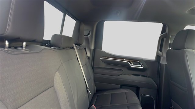 New 2026 GMC Sierra 1500 SLE image 19