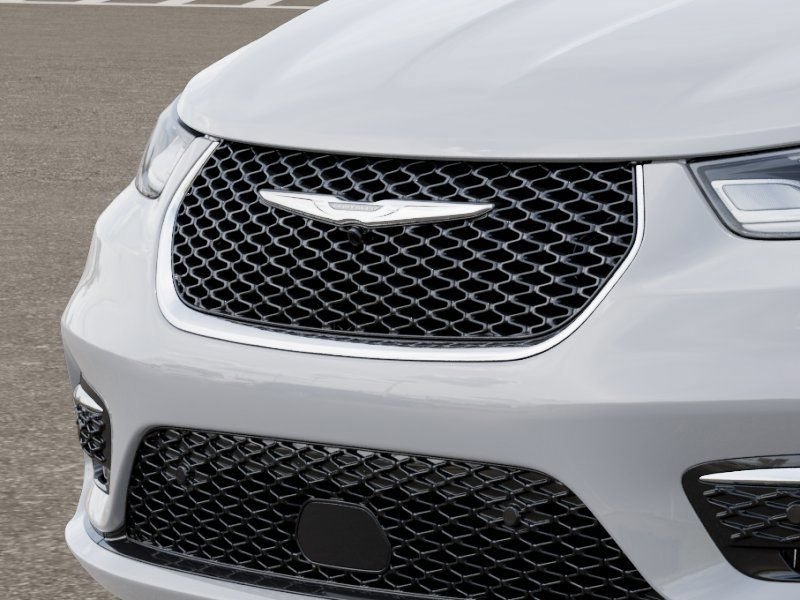 New 2026 Chrysler Pacifica Select AWD/4WD image 11