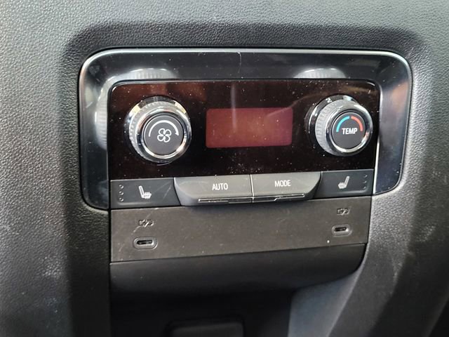 Used 2025 Chevrolet Tahoe Premier AWD/4WD image 14