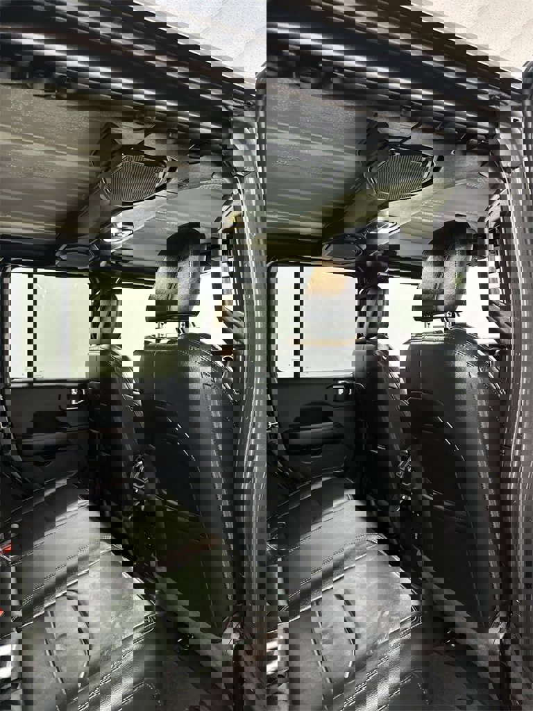 Used 2021 Jeep Wrangler Unlimited Sahara w/ Cold Weather Group image 59