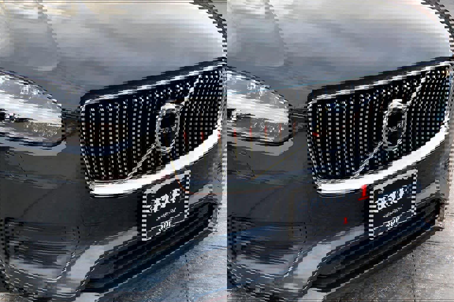 Used 2021 Volvo XC90 T5 Momentum w/ Protection Package Premier image 29