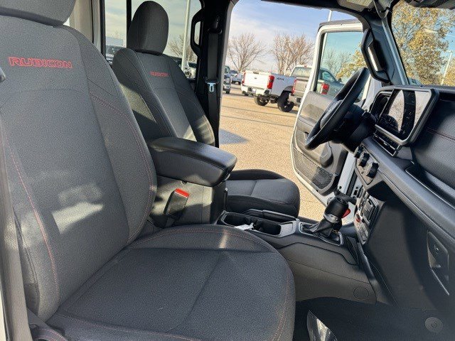 Used 2024 Jeep Wrangler Unlimited Rubicon image 36