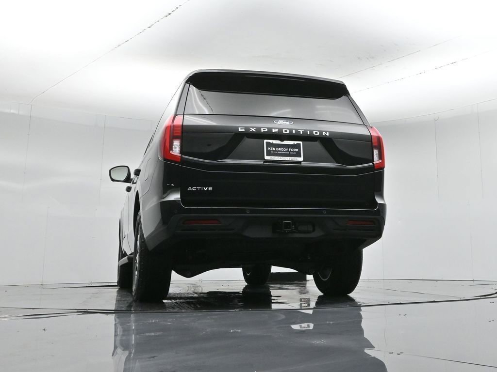 New 2026 Ford Expedition Active AWD/4WD image 39