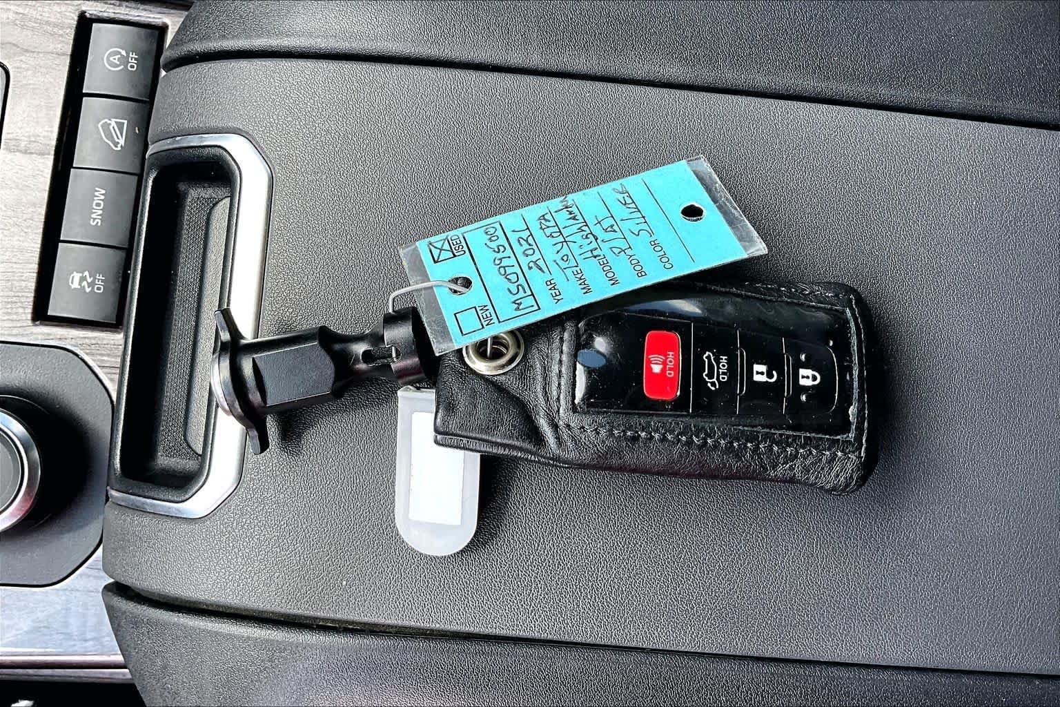 Used 2021 Toyota Highlander Limited AWD/4WD image 15