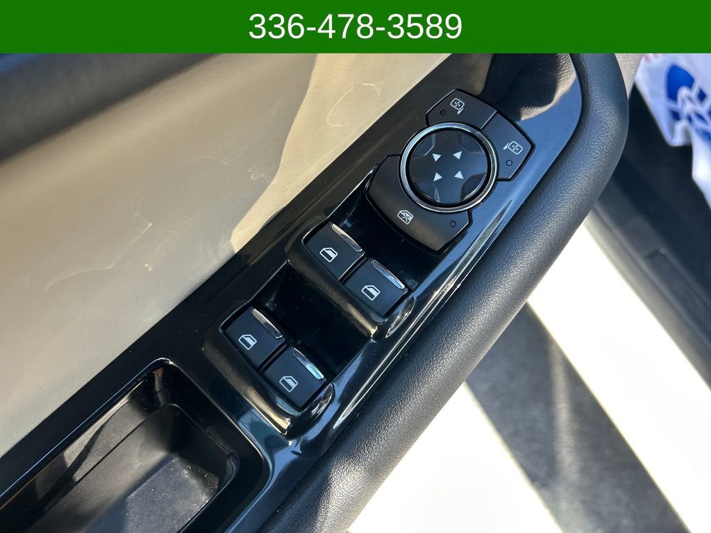 Used 2019 Ford Edge SEL w/ Equipment Group 201A image 11