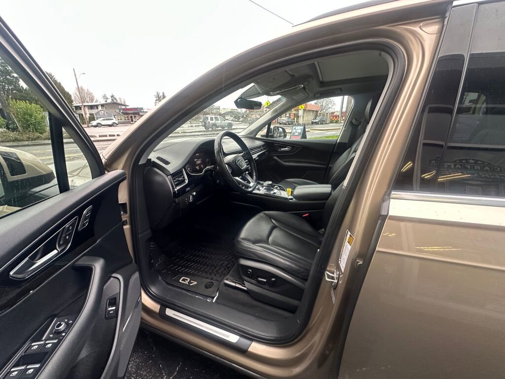 Used 2019 Audi Q7 3.0T Prestige w/ Prestige Package image 9