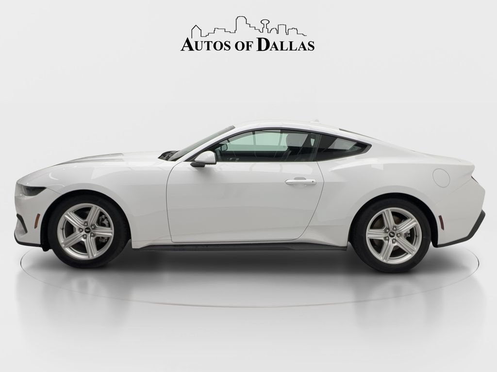 Used 2026 Ford Mustang Premium RWD image 6