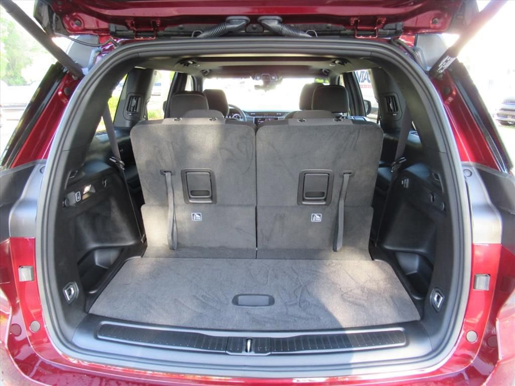 Used 2025 Jeep Grand Cherokee L Laredo w/ Luxury Tech Group I image 35