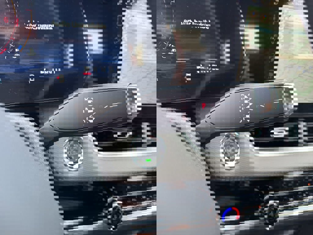 New 2026 Chevrolet Equinox LT w/ Convenience Package II image 18