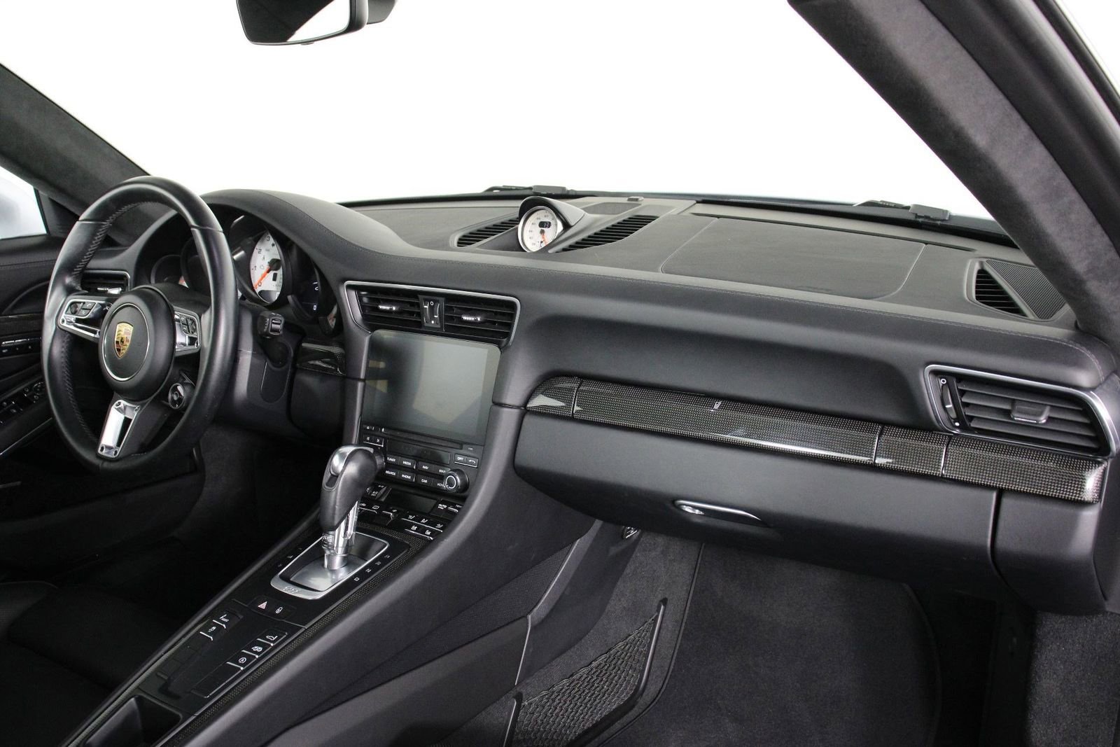 Certified 2017 Porsche 911 Carrera 4S image 24