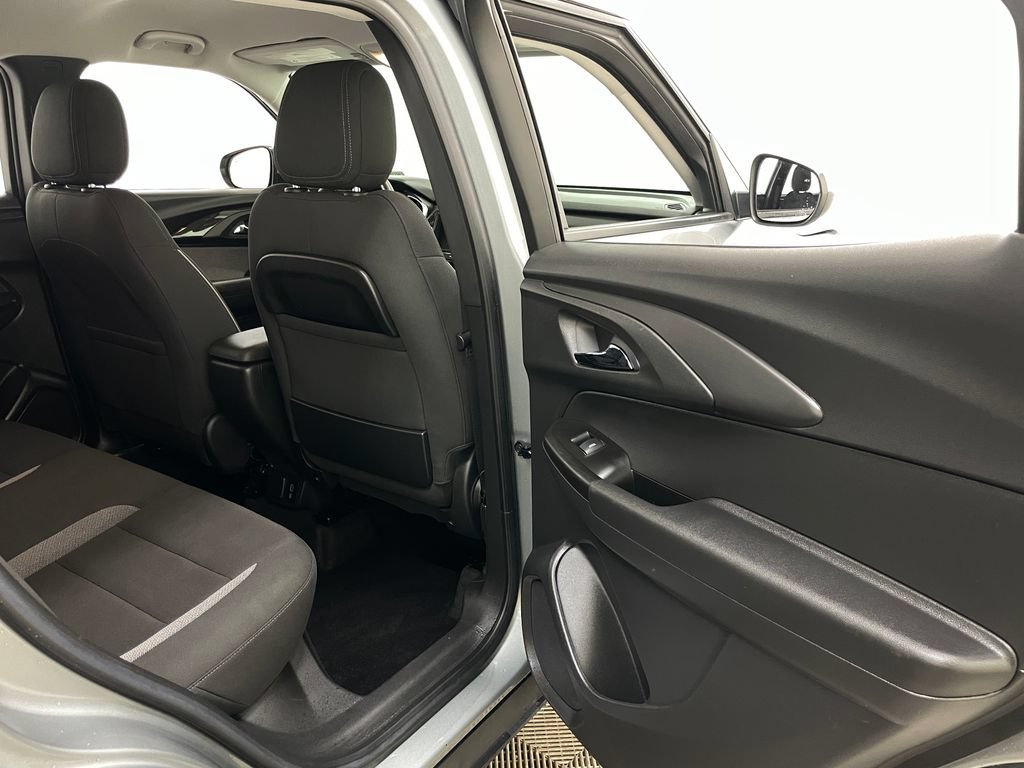 Certified 2023 Chevrolet TrailBlazer LT w/ Convenience Package AWD/4WD image 39