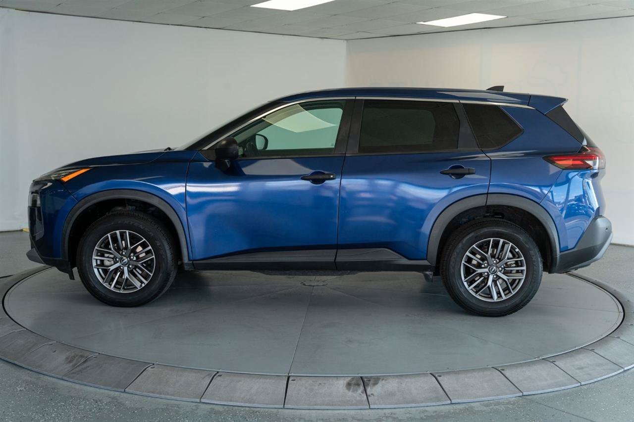 Used 2022 Nissan Rogue S AWD/4WD image 4