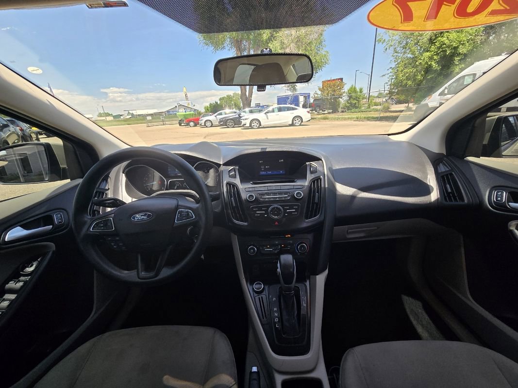 Used 2017 Ford Focus SE image 18
