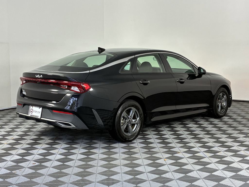 Used 2022 Kia K5 LX image 7
