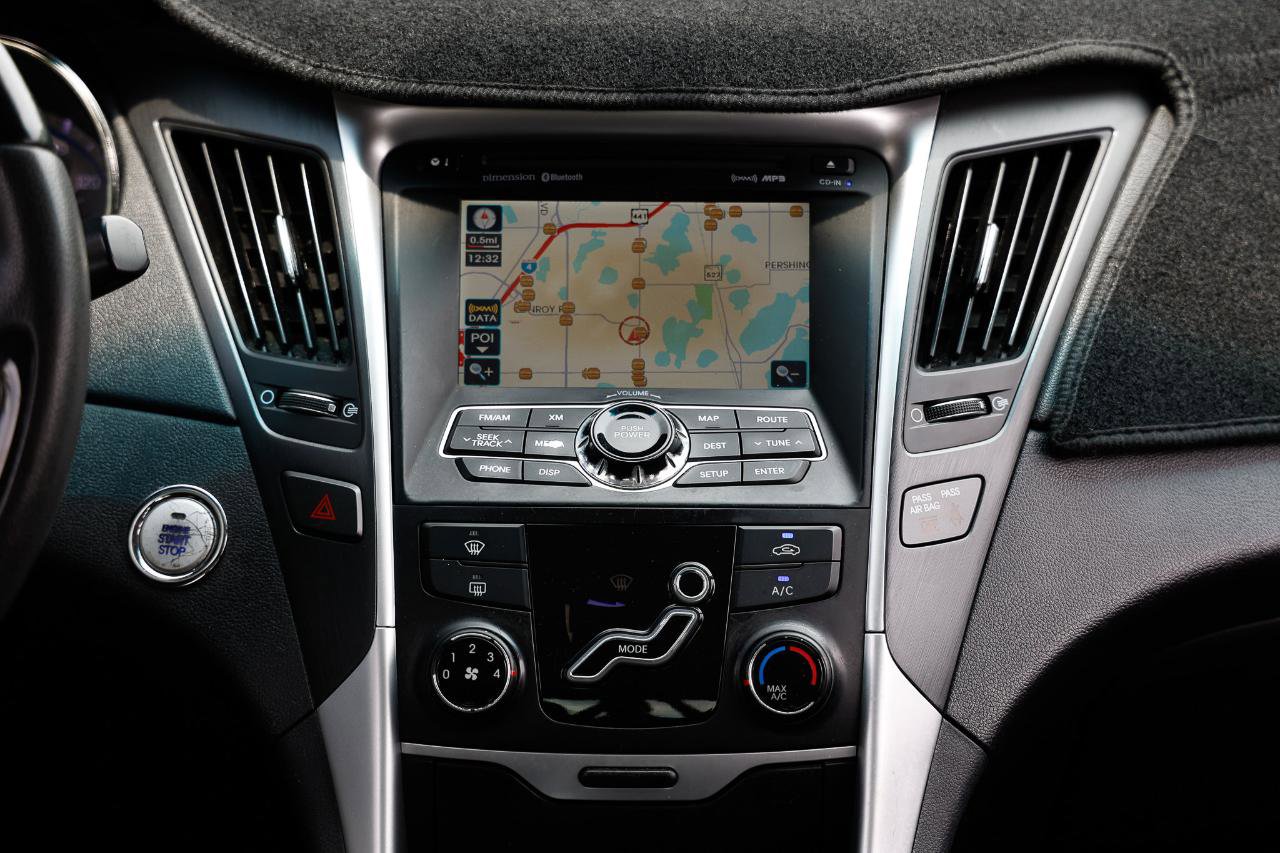 Used 2011 Hyundai Sonata SE w/ Navigation & Sunroof Pkg 4 FWD image 31