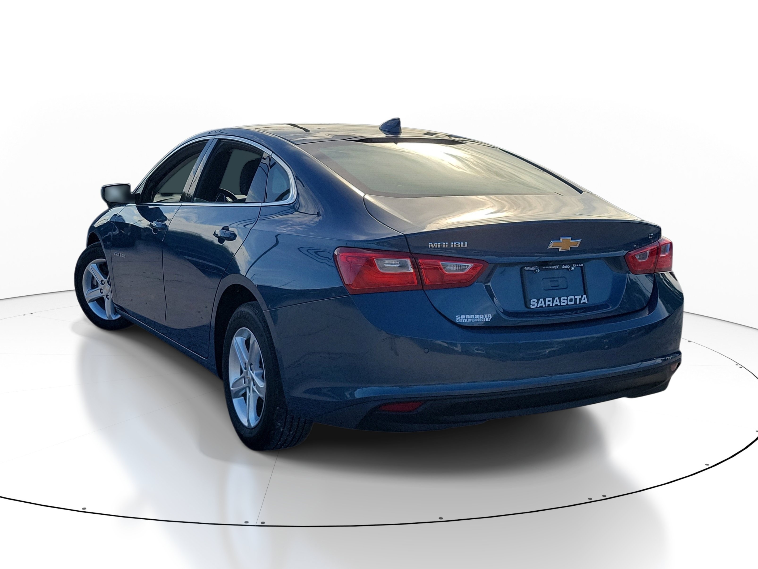 Used 2024 Chevrolet Malibu LT FWD image 4