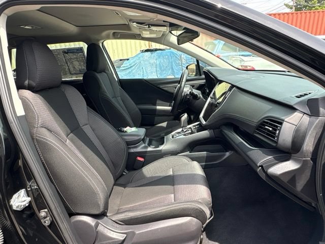 Used 2025 Subaru Outback Premium AWD/4WD image 13
