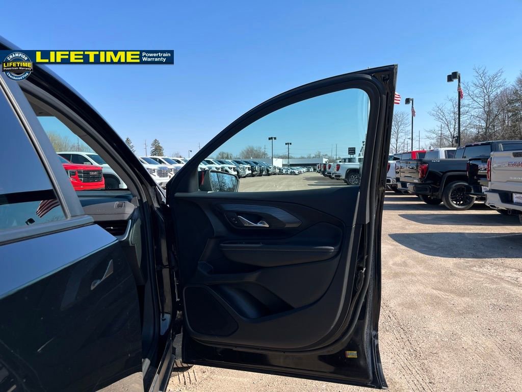 Certified 2023 GMC Terrain SLE w/ Driver Convenience Package image 35