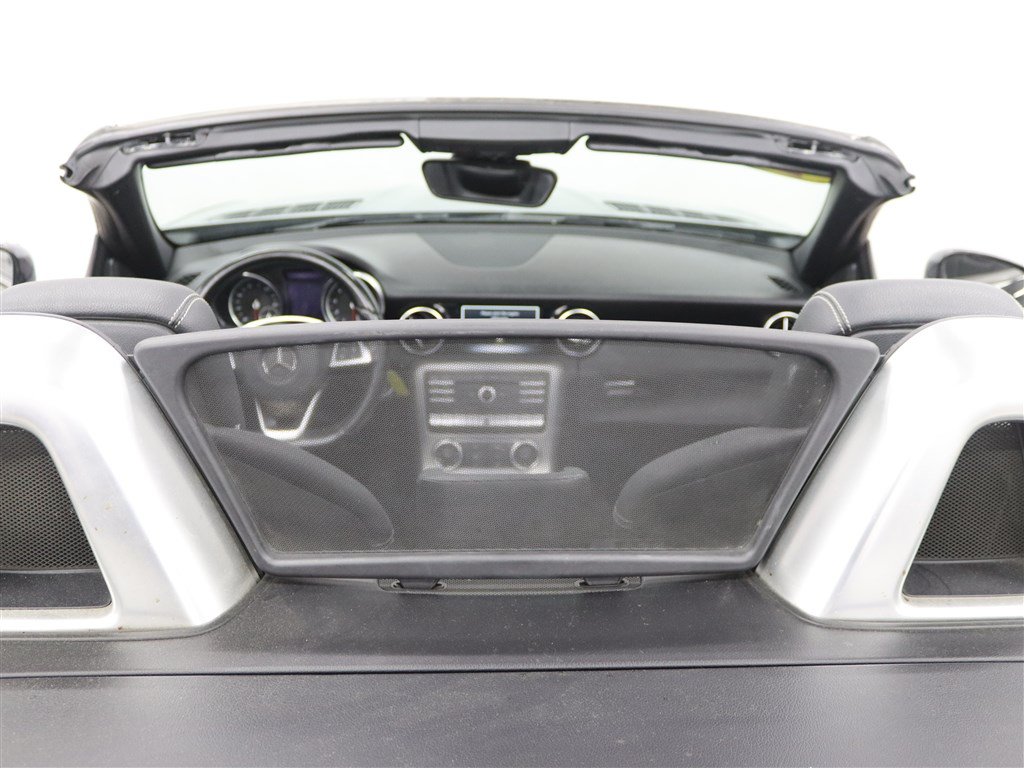 Used 2017 Mercedes-Benz SLC 300 image 11