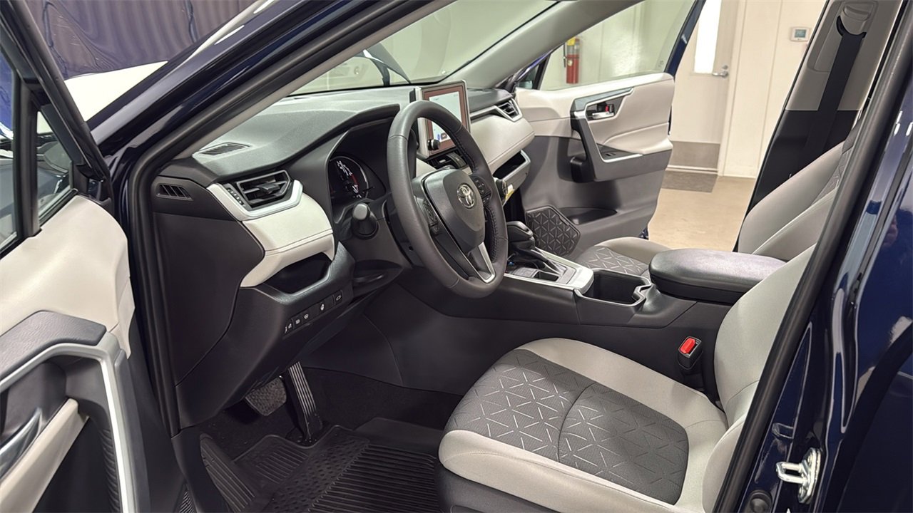 Certified 2025 Toyota RAV4 XLE image 12