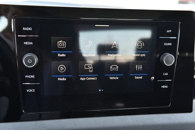 Certified 2025 Volkswagen Jetta SE image 14