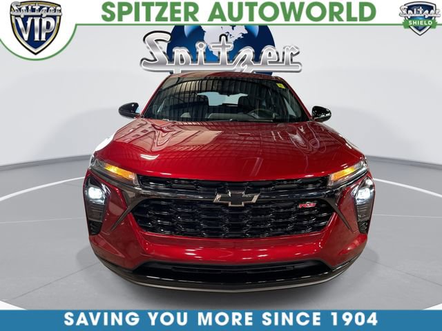 Used 2024 Chevrolet Trax RS w/ Driver Confidence Package image 3