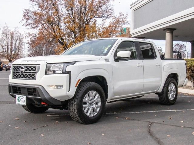 Used 2022 Nissan Frontier SV image 3