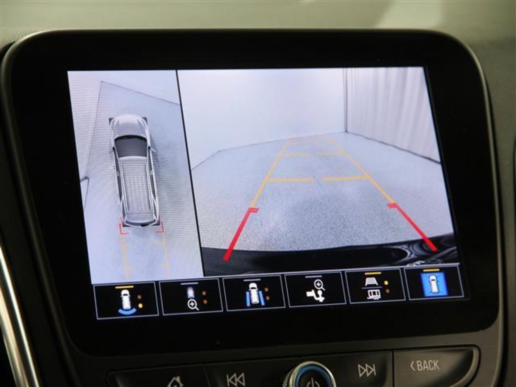 Used 2022 Chevrolet Equinox LT image 13