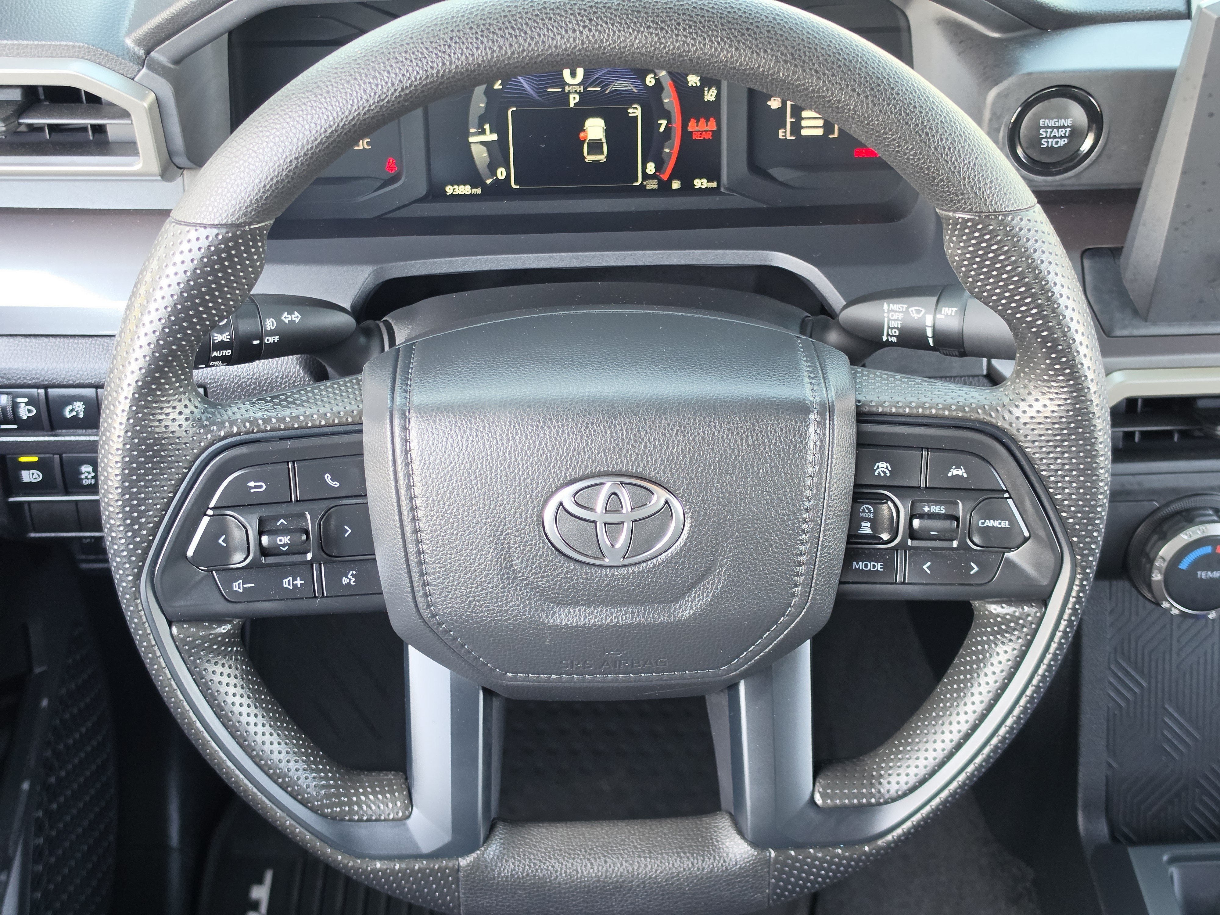 Used 2025 Toyota Tacoma SR5 AWD/4WD image 14