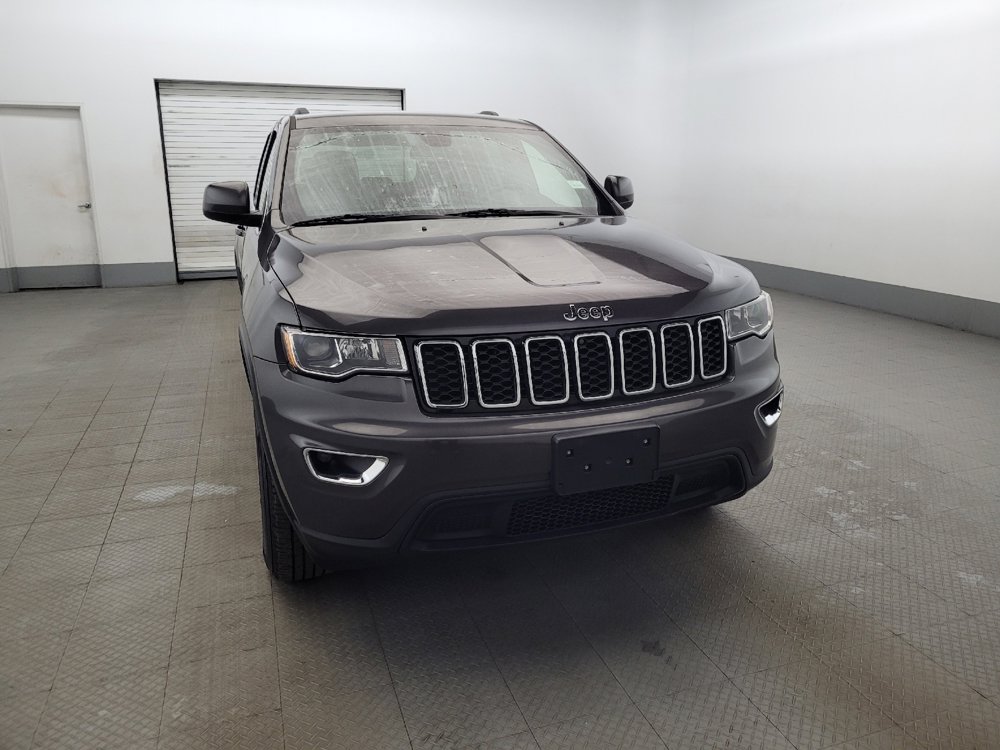 Used 2019 Jeep Grand Cherokee Laredo image 14