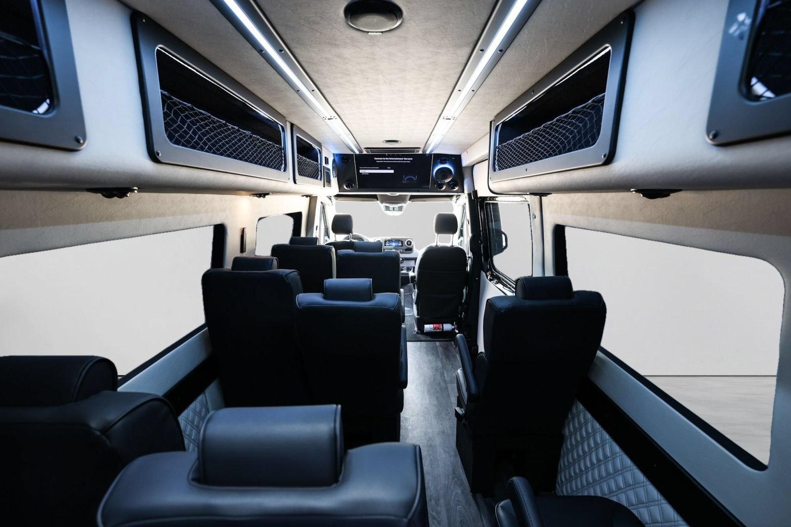 Used 2024 Mercedes-Benz Sprinter 3500 w/ Parking Package image 12