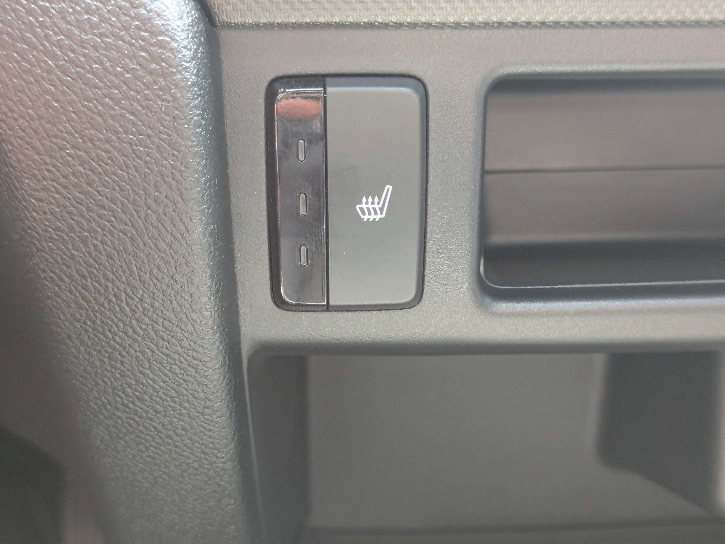 Certified 2024 Honda Passport TrailSport image 30