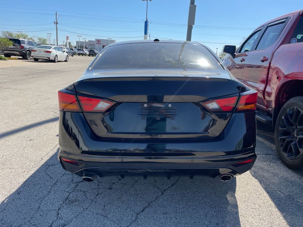 Used 2022 Nissan Altima 2.5 SV w/ SV Premium Package AWD/4WD image 3