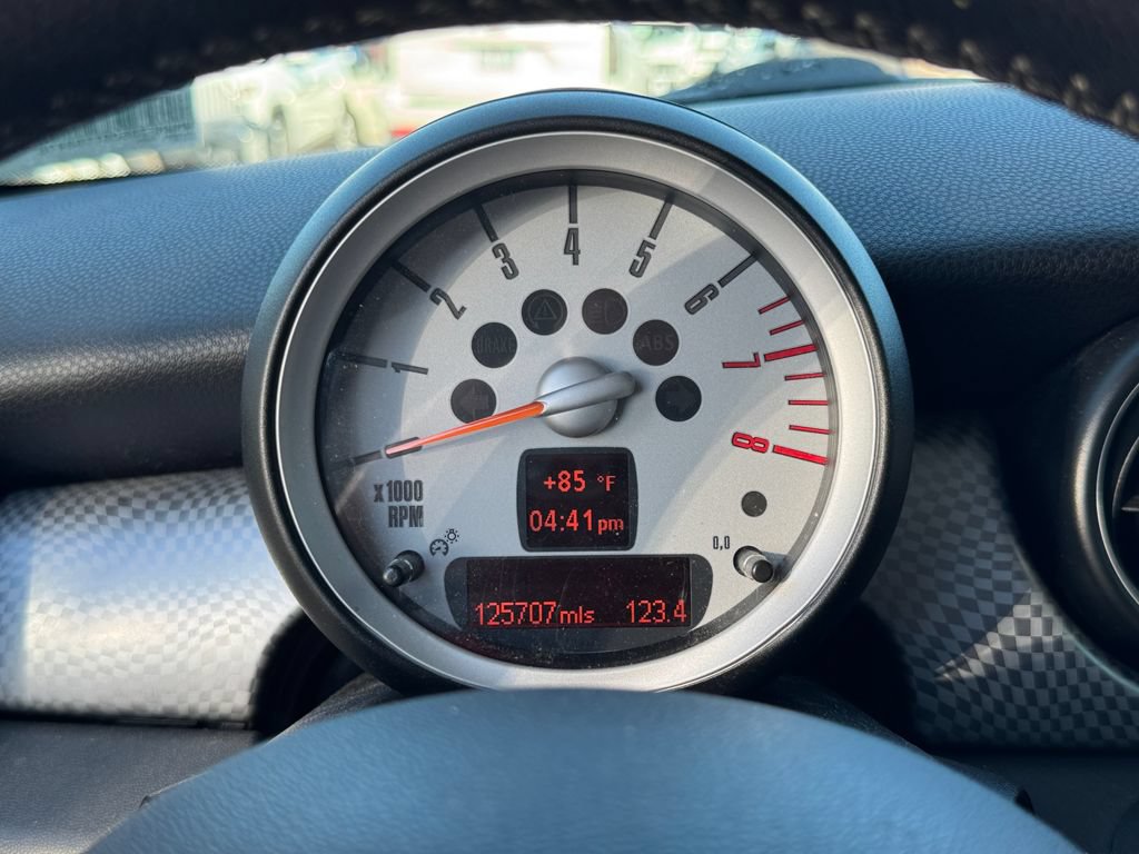 Used 2009 MINI Cooper S FWD image 25