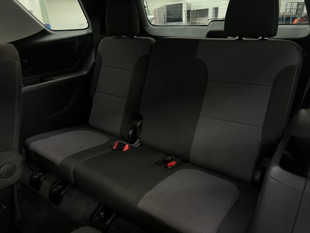 Used 2020 Chevrolet Traverse LT w/ LPO, Floor Liner Package image 26