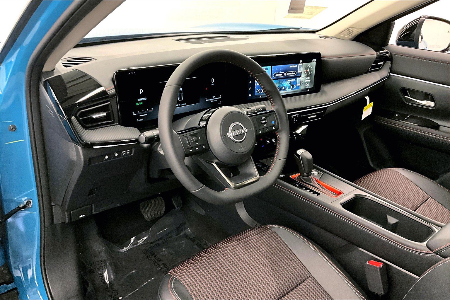 New 2025 Nissan Kicks SR w/ SR Premium Package AWD/4WD image 20