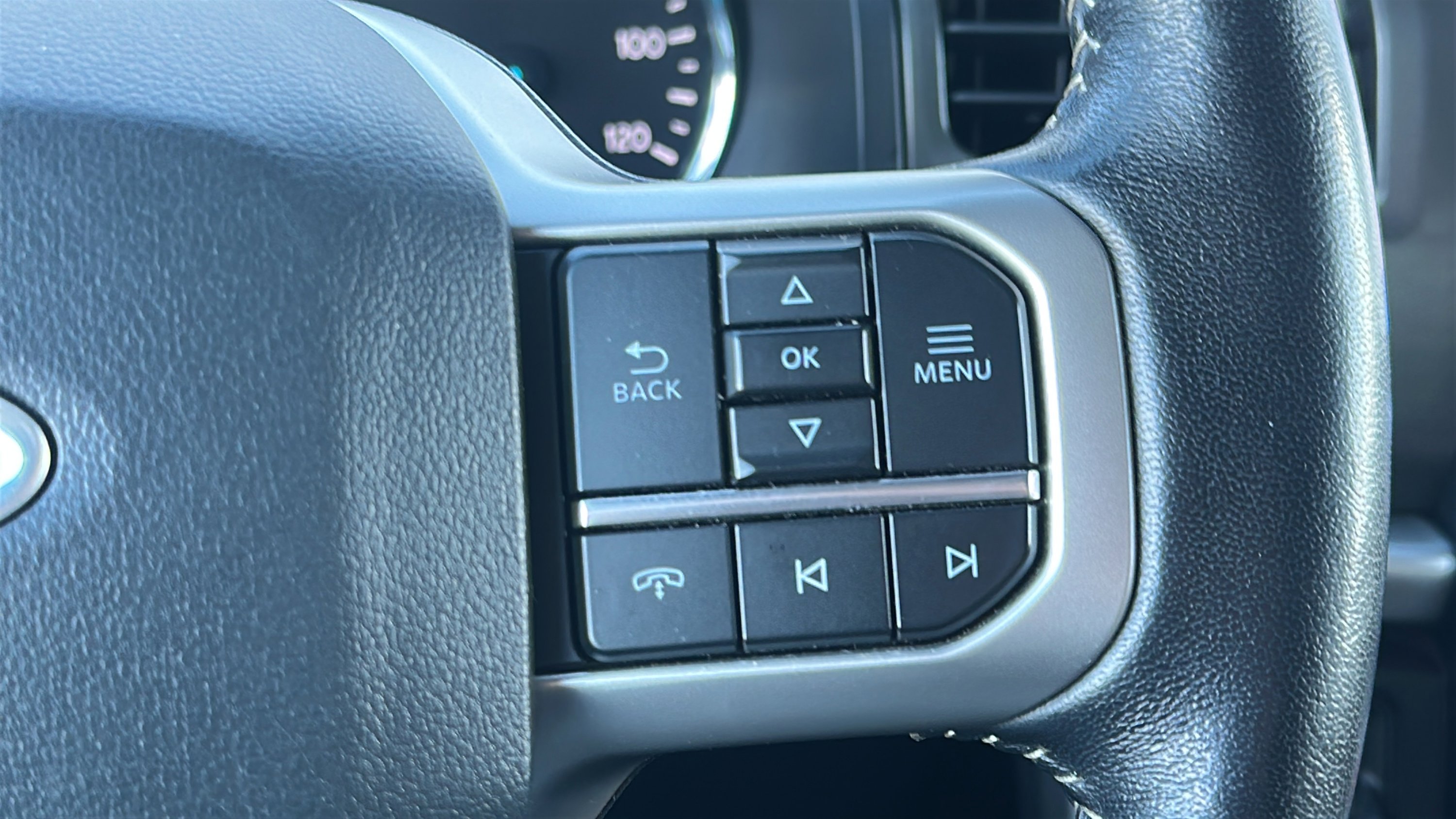 Used 2024 Ford Expedition XLT image 21