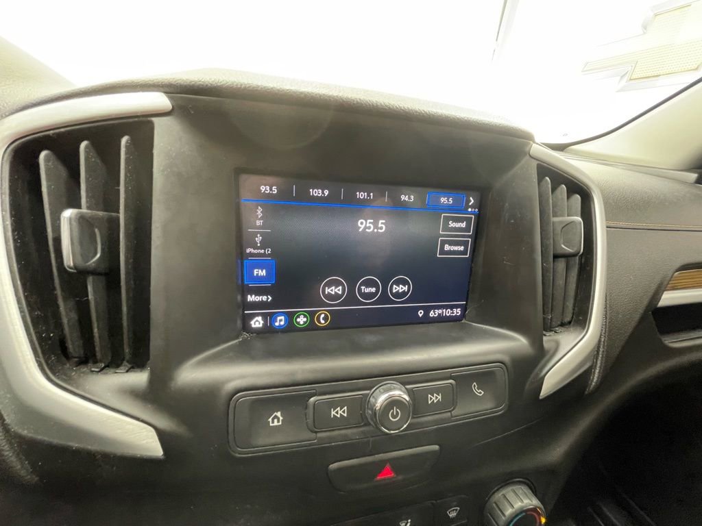 Used 2021 GMC Terrain SLE w/ Elevation Edition image 18