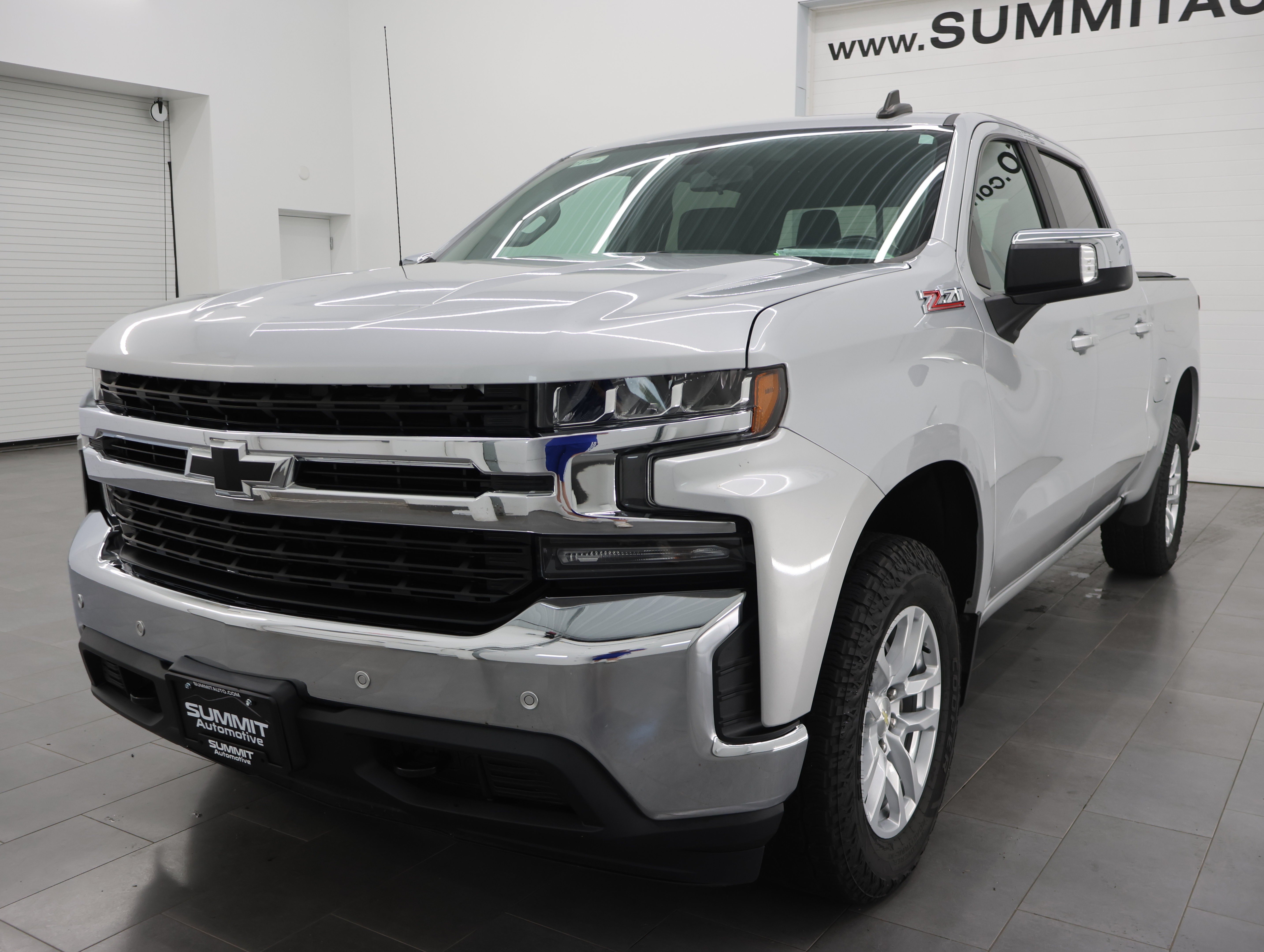 Used 2019 Chevrolet Silverado 1500 LT w/ All-Star Edition AWD/4WD image 7