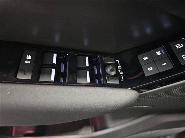 New 2026 Land Rover Range Rover Velar S image 29