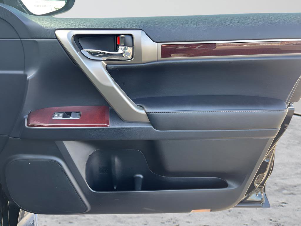 Used 2017 Lexus GX 460 Luxury image 33